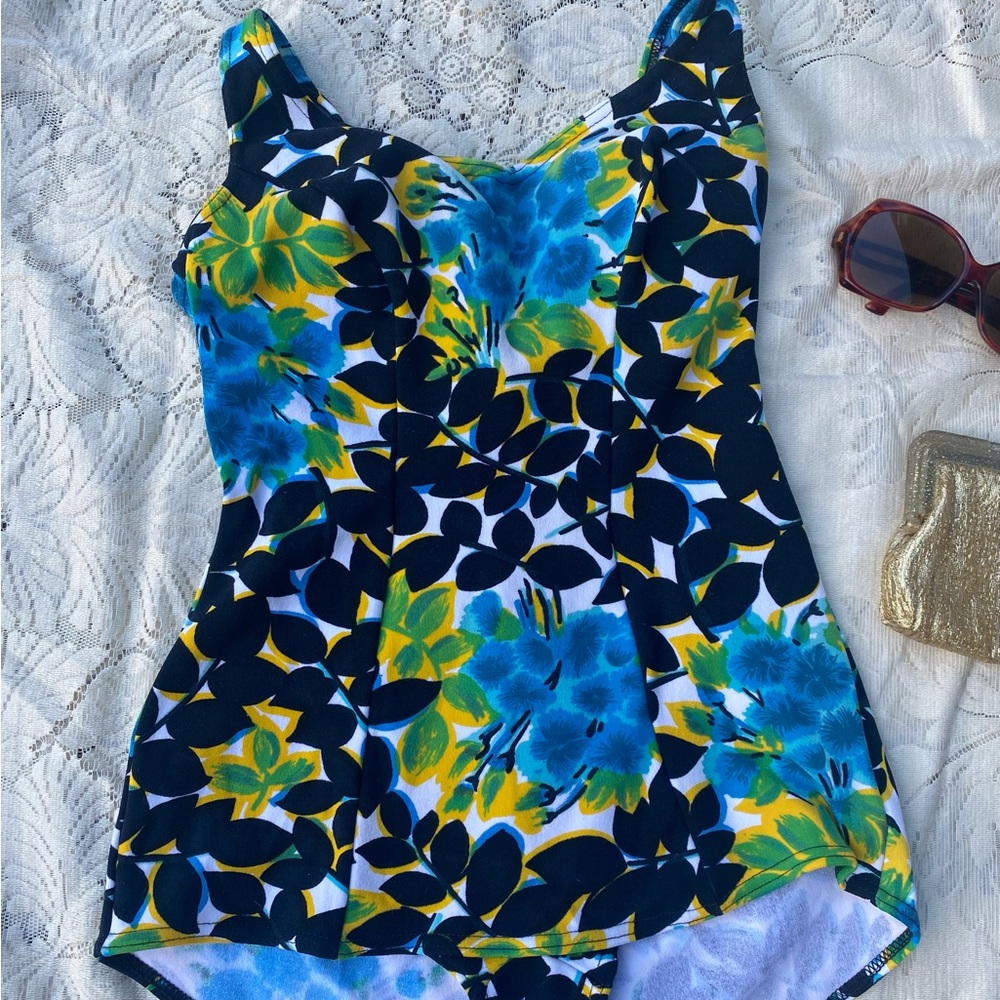 Bathing Suit - Picture 2 of 10